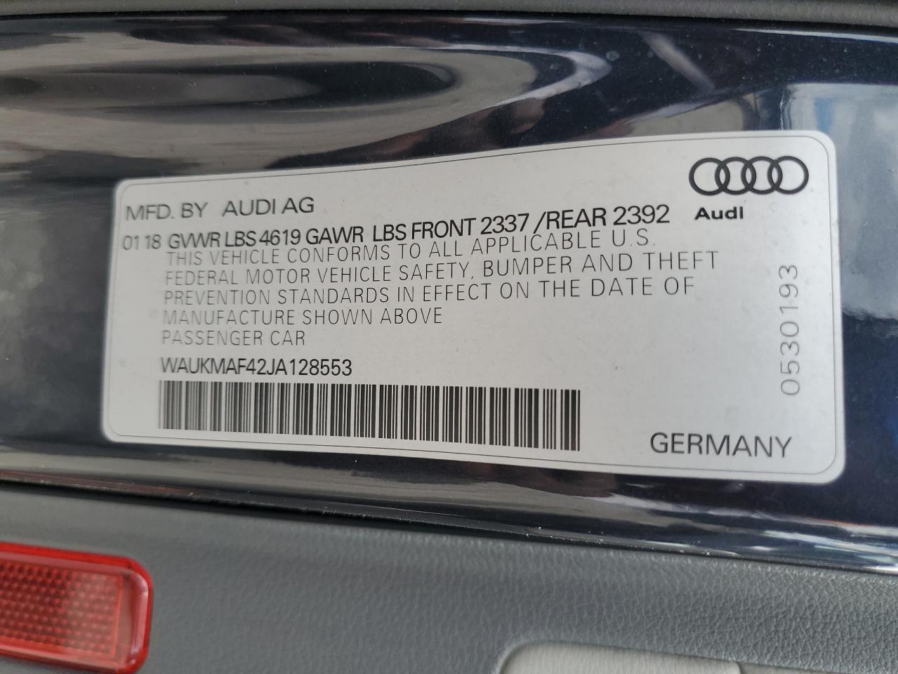 WAUKMAF42JA128553 2018 Audi A4 Premium