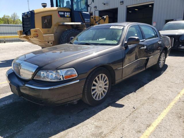 2005 Lincoln Town Car Signature Limited VIN: 1LNHM82W15Y643999 Lot: 52847594