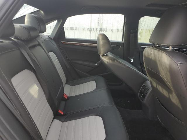 2018 VOLKSWAGEN PASSAT GT 1VWBM7A34JC041341