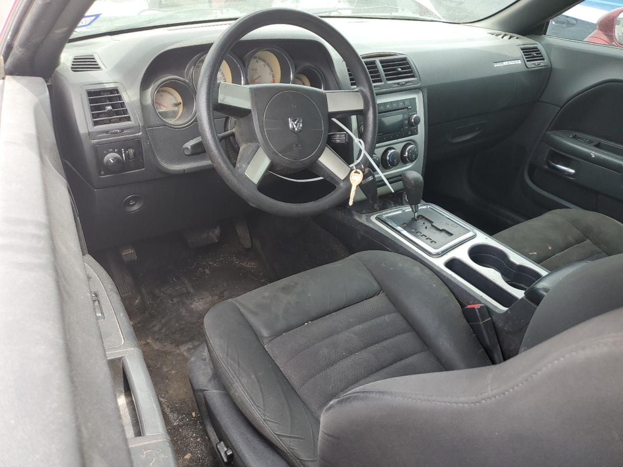 2B3LJ44VX9H535239 2009 Dodge Challenger Se