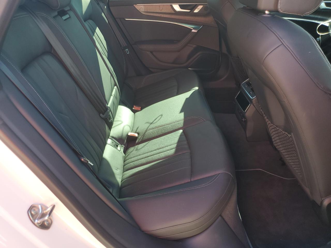 WAUV2AF22KN020218 2019 Audi A7 Prestige S-Line