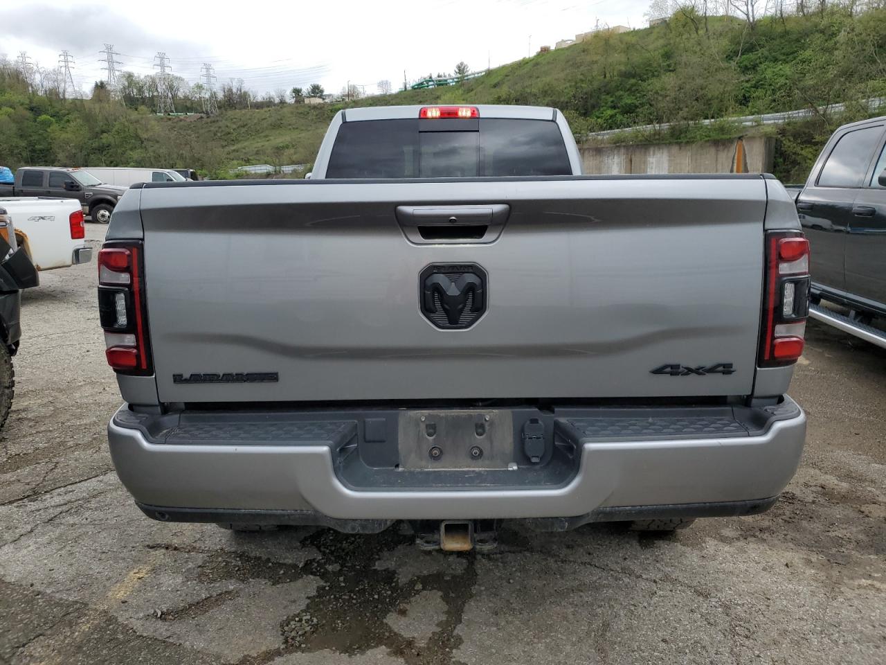 3C63R3JL8NG268804 2022 Ram 3500 Laramie