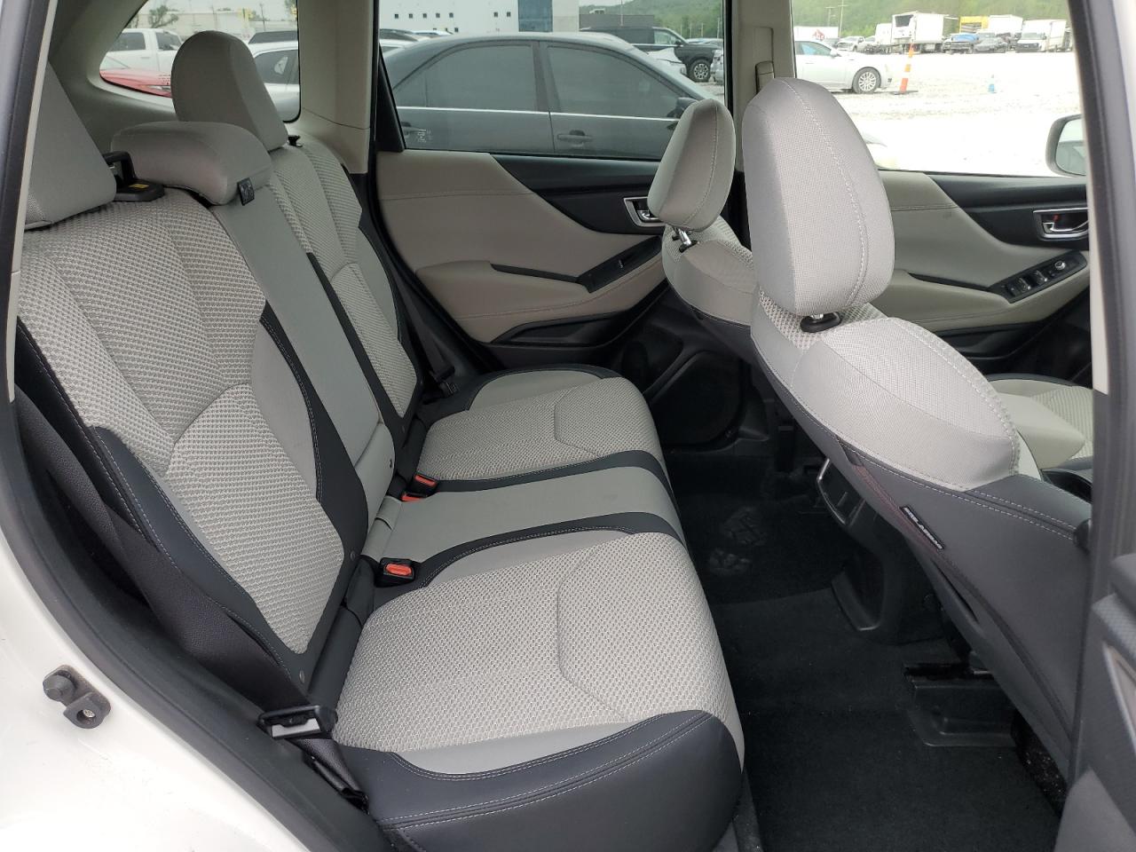 JF2SKAGC4LH597590 2020 Subaru Forester Premium