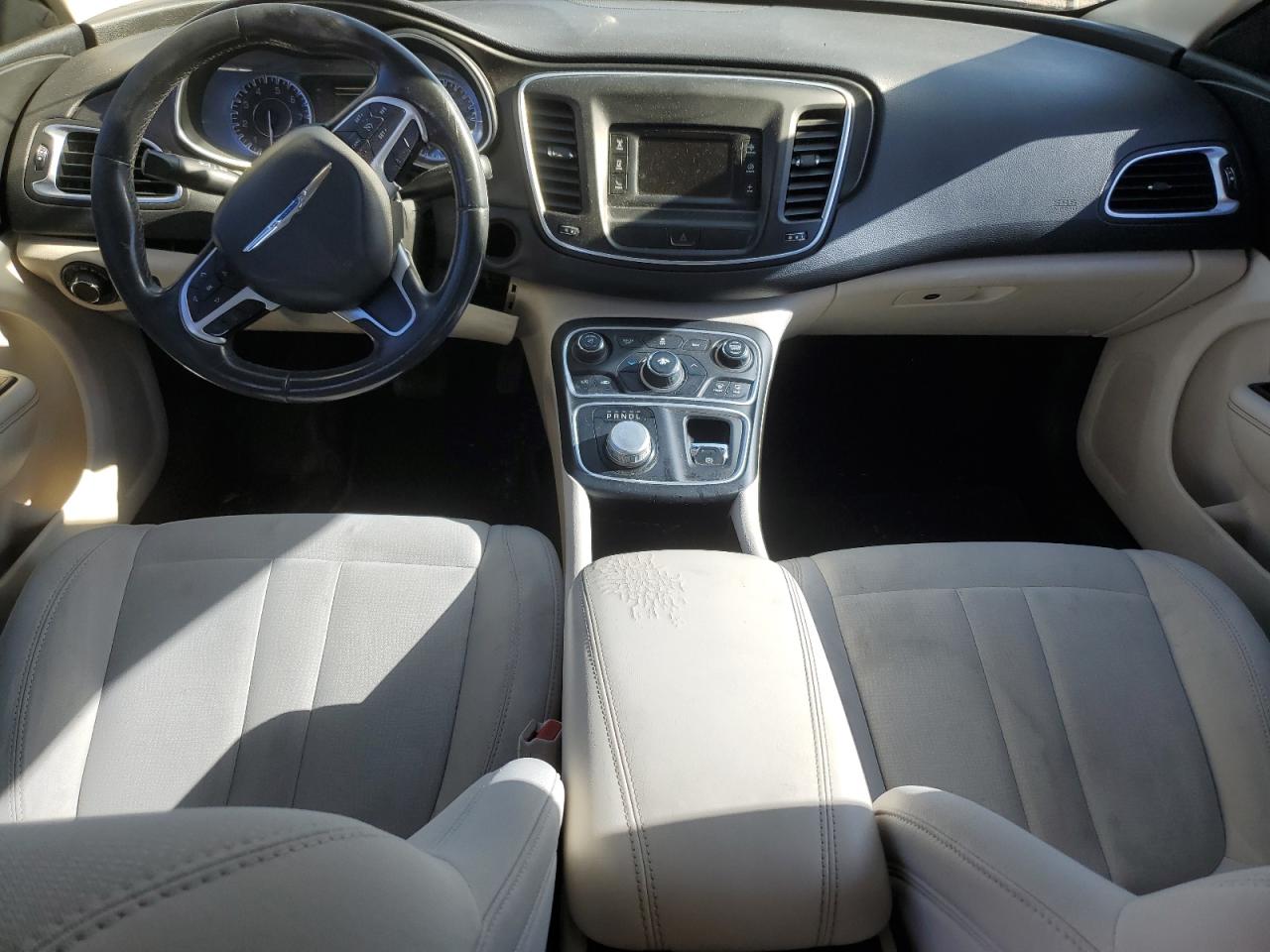 1C3CCCAB8FN563125 2015 Chrysler 200 Limited