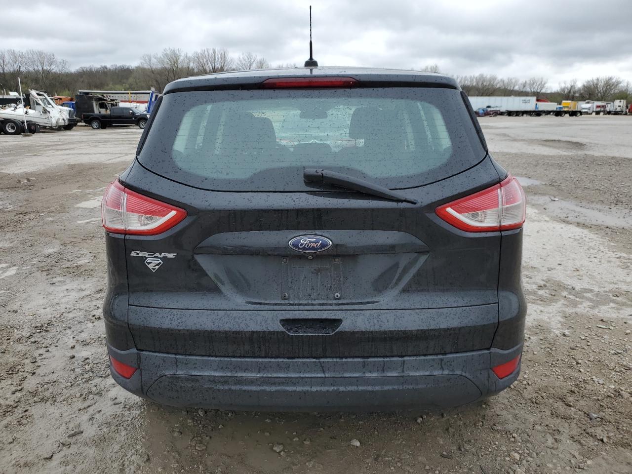 1FMCU0F70EUC85493 2014 Ford Escape S