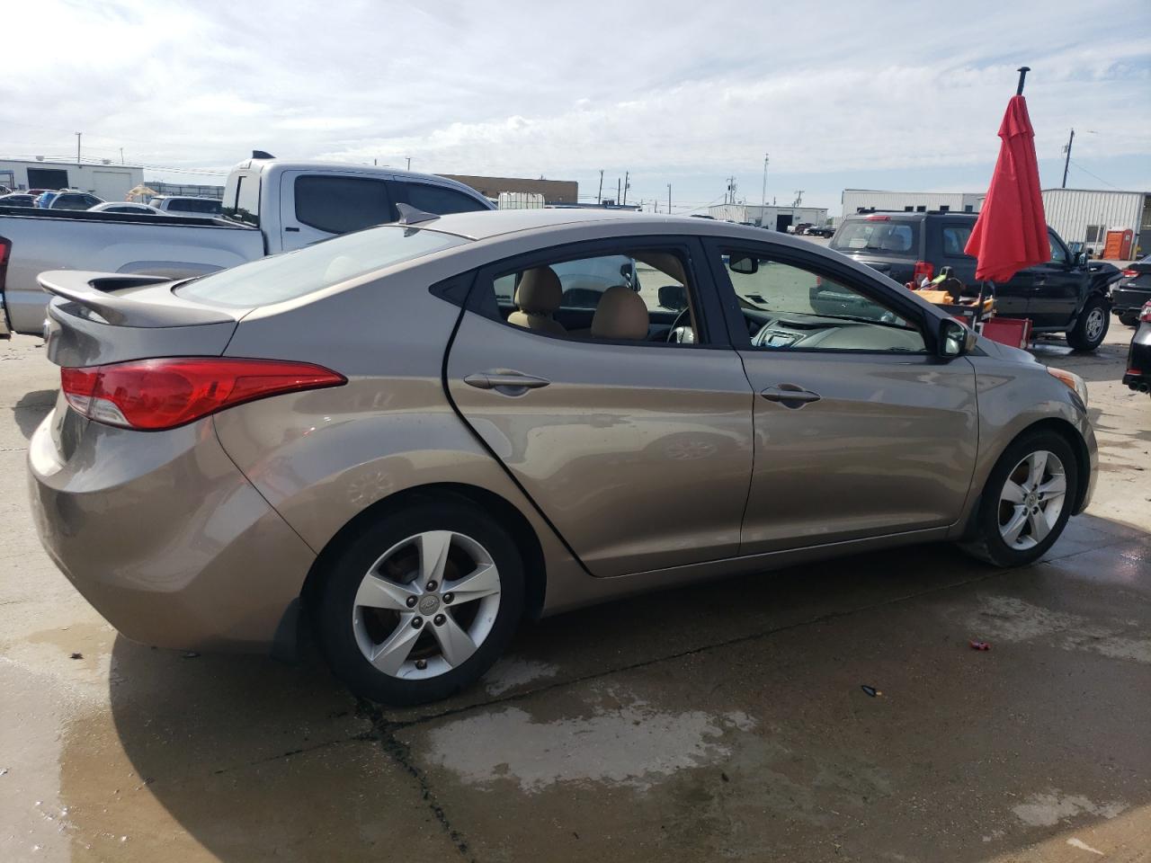 5NPDH4AE3DH388541 2013 Hyundai Elantra Gls