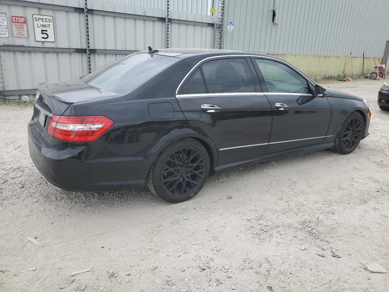 WDDHF5KB8DA758994 2013 Mercedes-Benz E 350