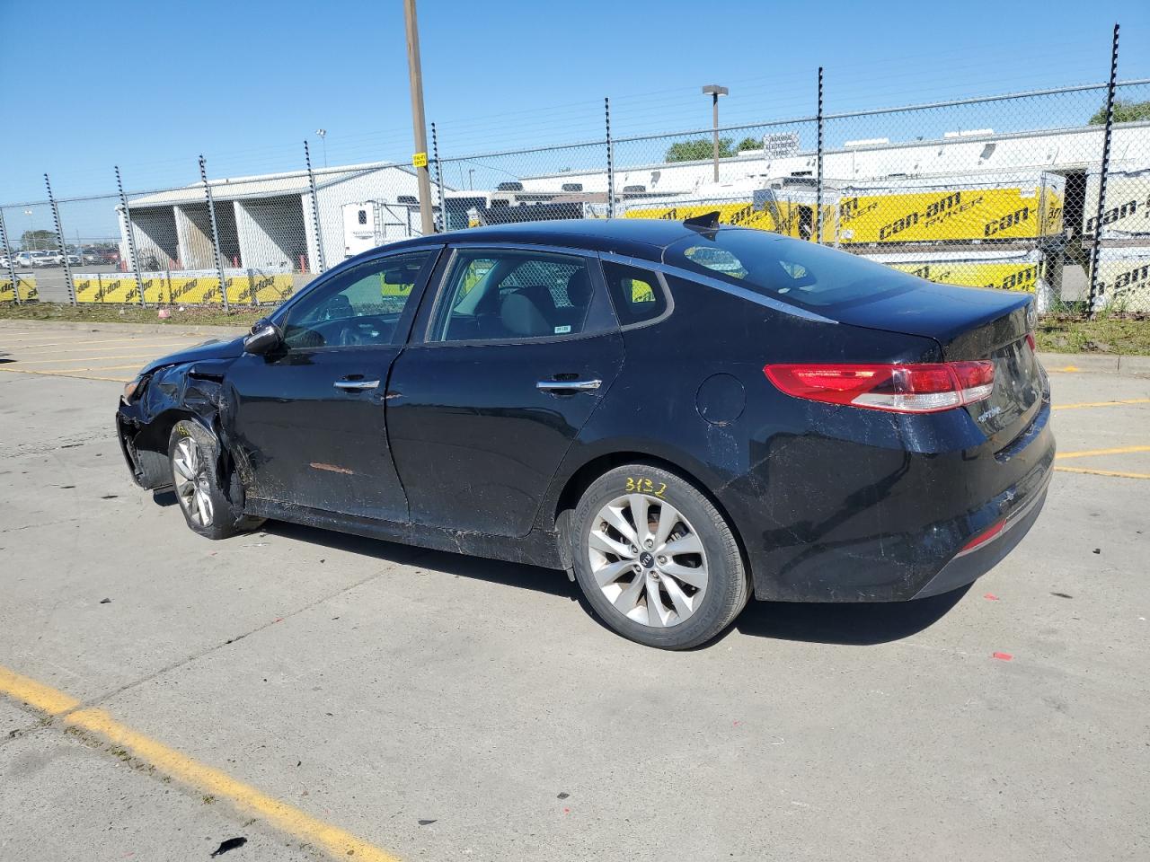 5XXGT4L34HG138234 2017 Kia Optima Lx