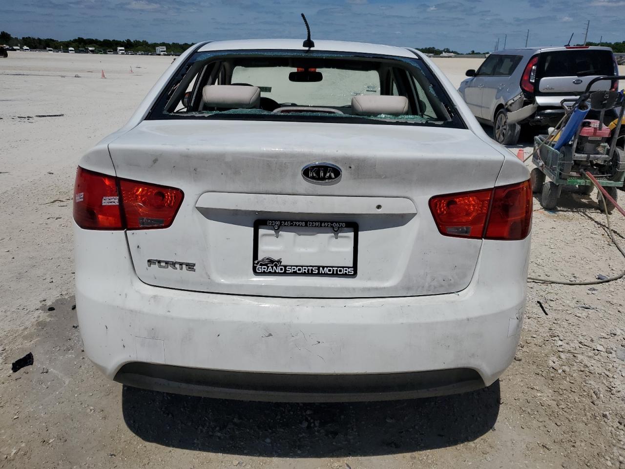 KNAFT4A25D5692853 2013 Kia Forte Lx