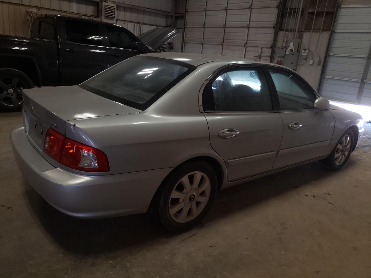 KNAGD128965461752 2006 Kia Optima Lx