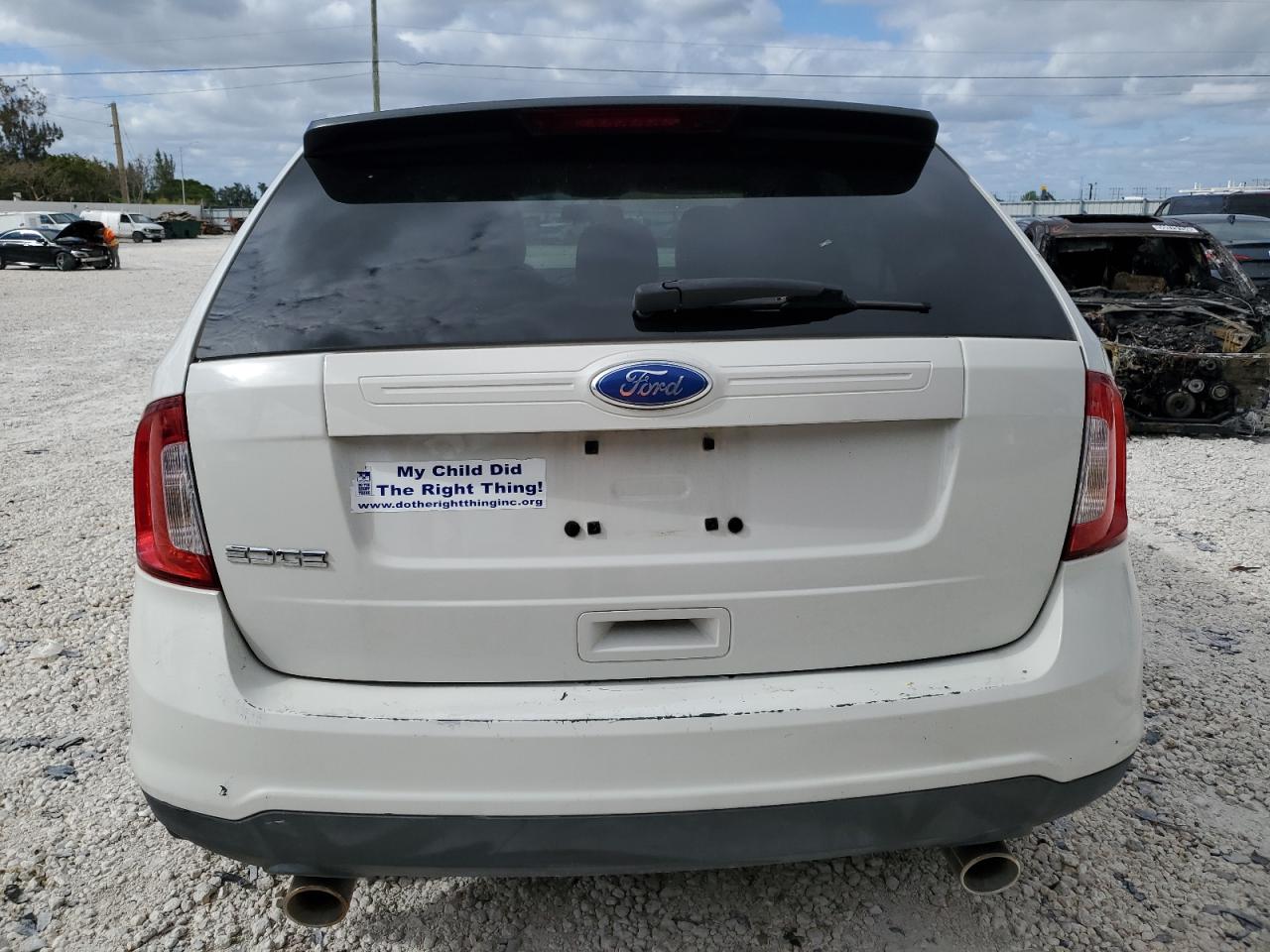 2FMDK3GC5BBB23626 2011 Ford Edge Se