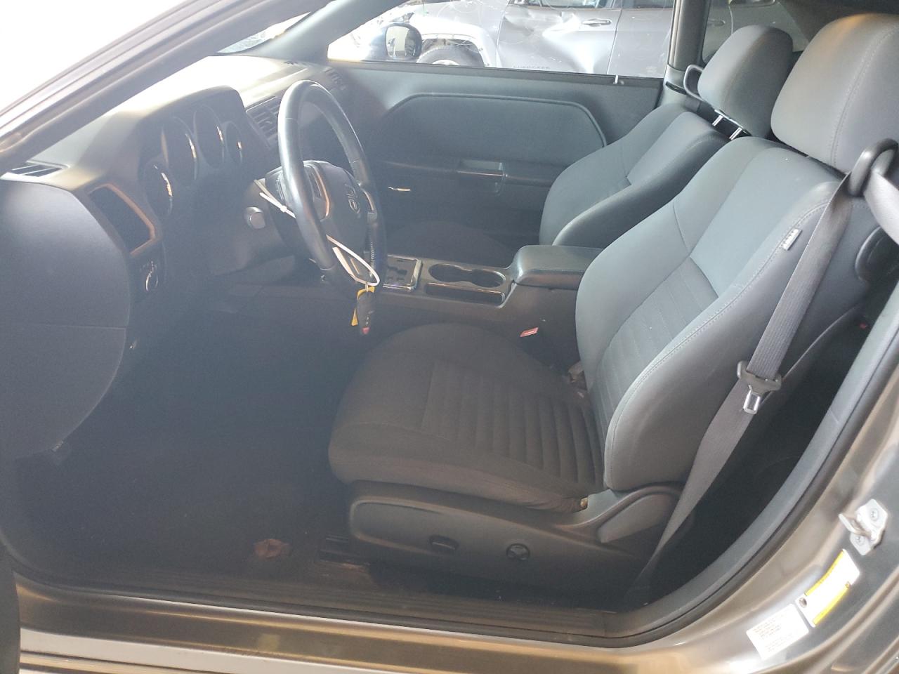 2B3CJ4DG9BH603098 2011 Dodge Challenger