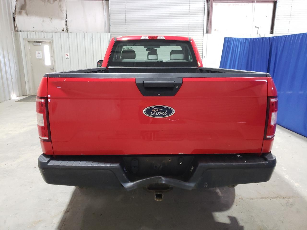 2018 Ford F150 vin: 1FTMF1CB2JKC47674