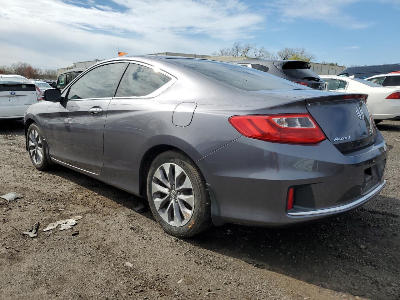 1HGCT1B78EA010072 2014 Honda Accord Ex