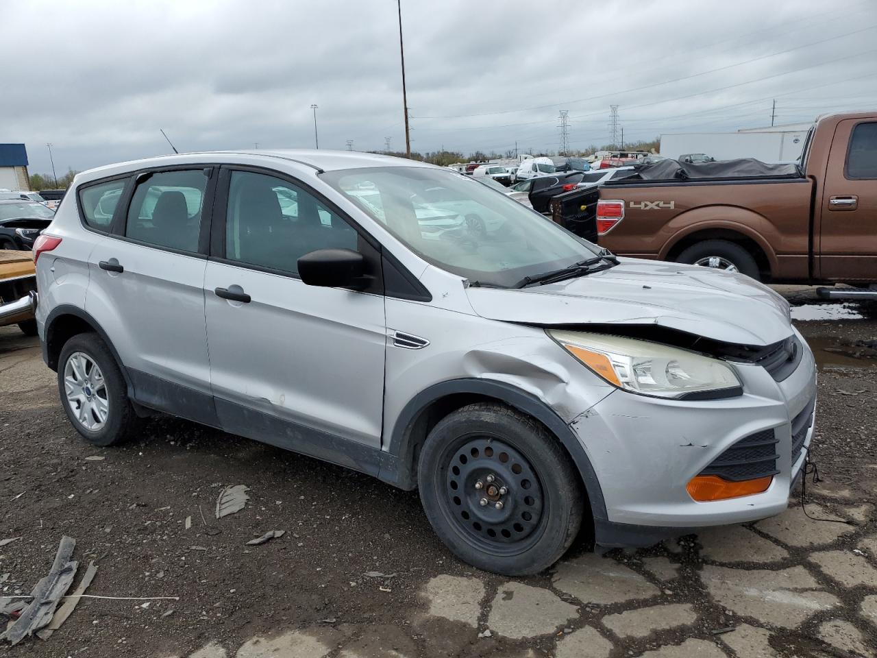 2014 Ford Escape S vin: 1FMCU0F7XEUB04321