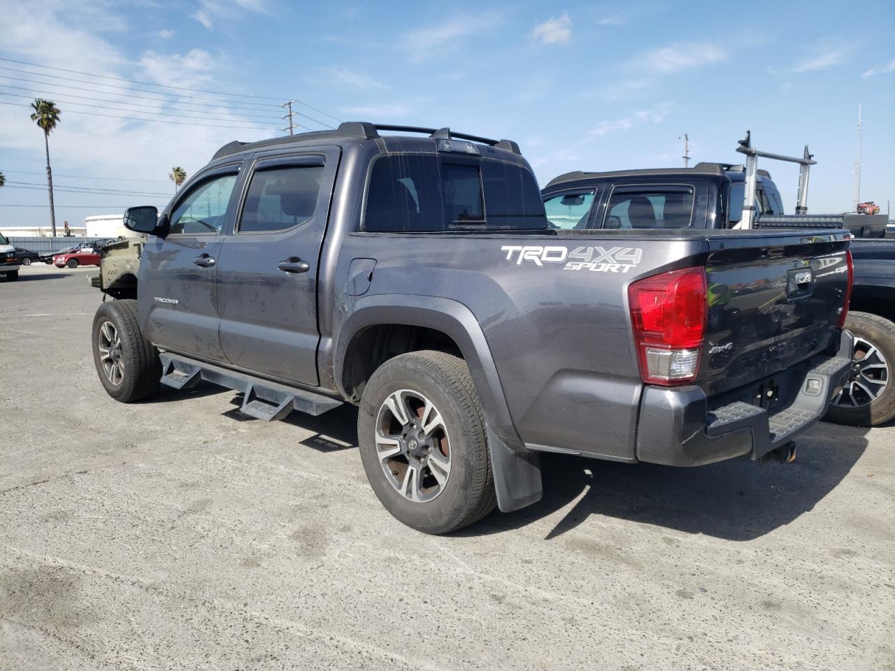 5TFCZ5AN4HX102172 2017 Toyota Tacoma Double Cab