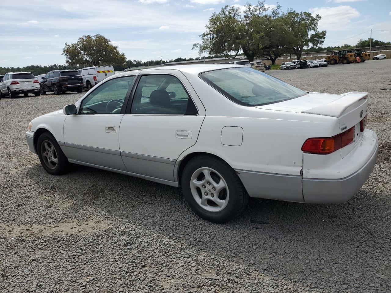 4T1BG28K1YU994177 2000 Toyota Camry Ce