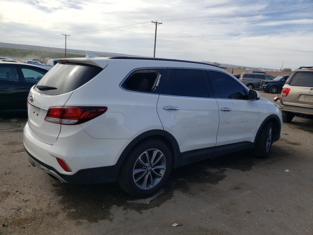 2017 Hyundai Santa Fe Se vin: KM8SM4HF3HU195573