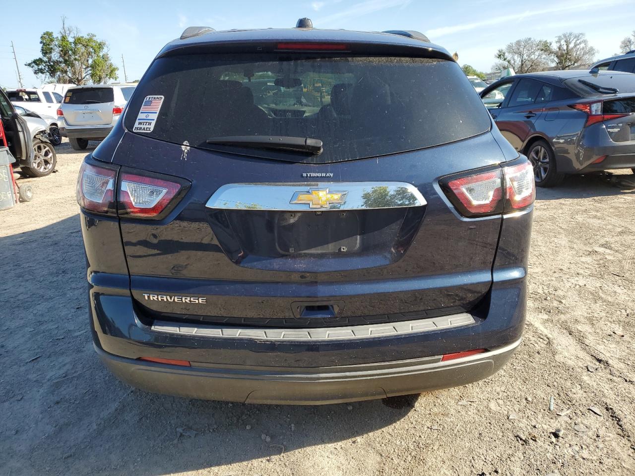 1GNKRFED9HJ142390 2017 Chevrolet Traverse Ls