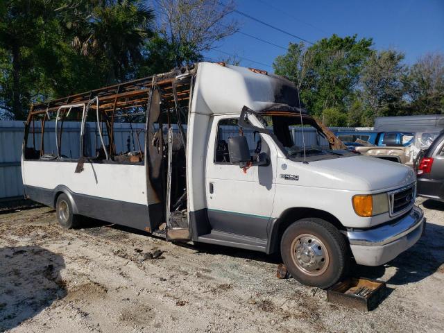 2003 Ford Econoline E450 Super Duty Cutaway Van VIN: 1FDXE45S13HB01132 Lot: 48976694