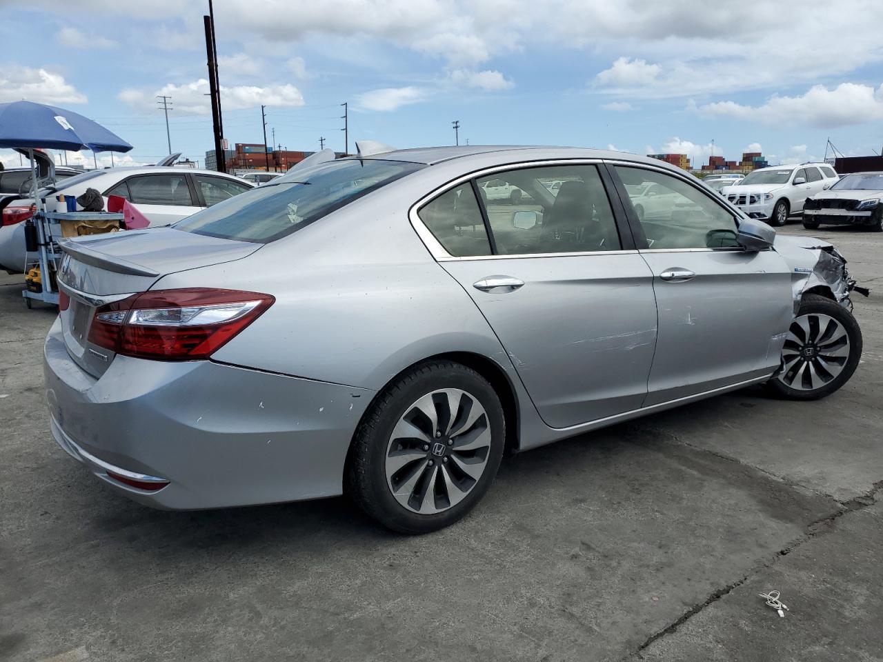 2017 Honda Accord Hybrid Exl vin: JHMCR6F53HC004089