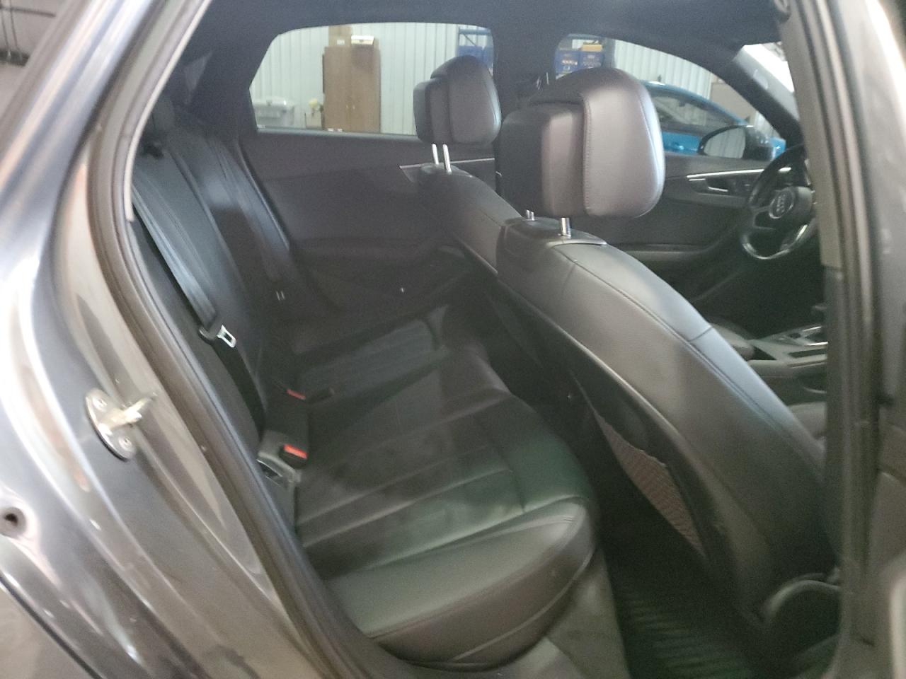 WAULNAF40HN008822 2017 Audi A4 Premium Plus