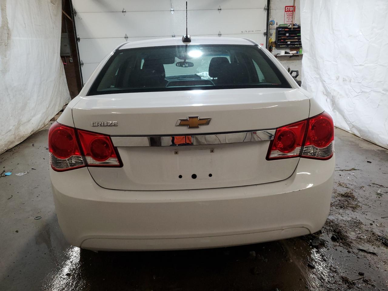 1G1PA5SG4F7204828 2015 Chevrolet Cruze Ls