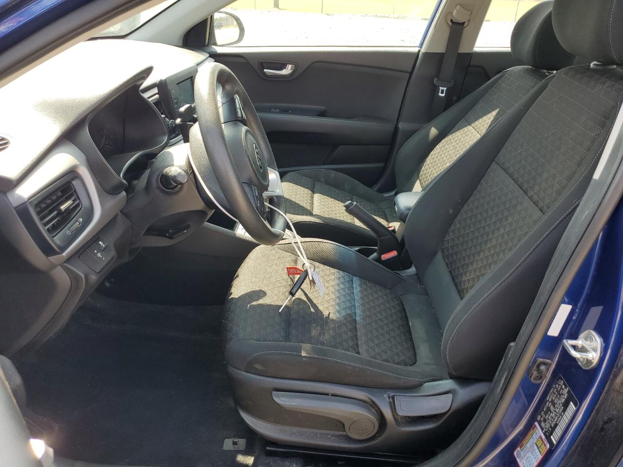 3KPA24AB1JE132604 2018 Kia Rio Lx