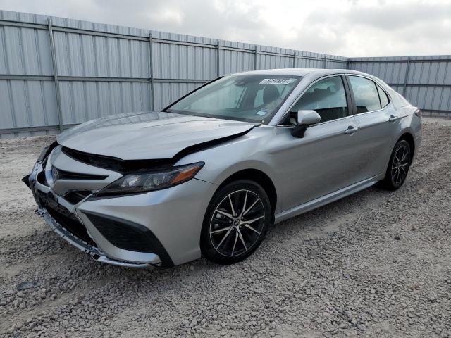 Lot #2516995117 2024 TOYOTA CAMRY SE N salvage car