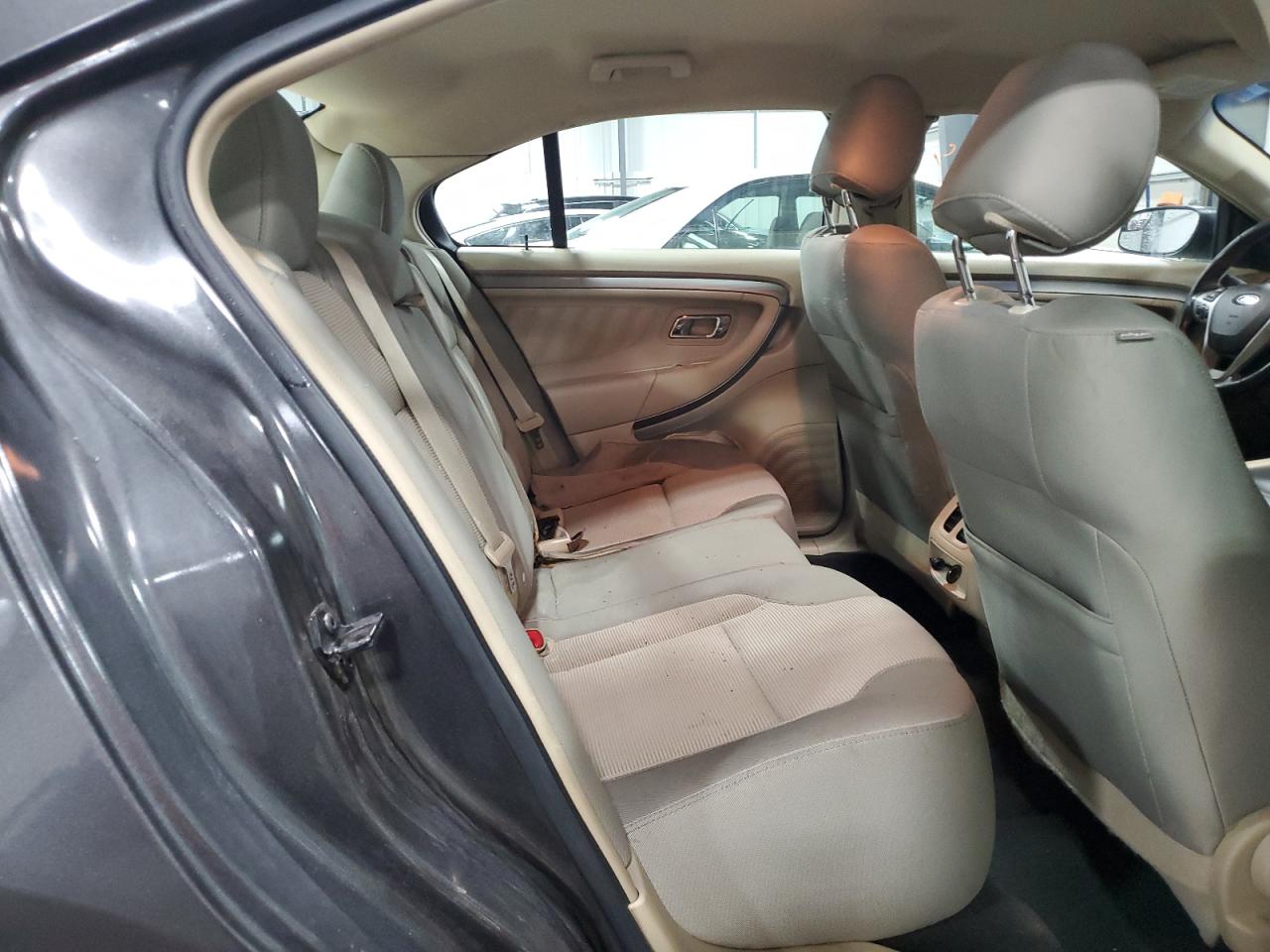 1FAHP2E81FG138760 2015 Ford Taurus Sel