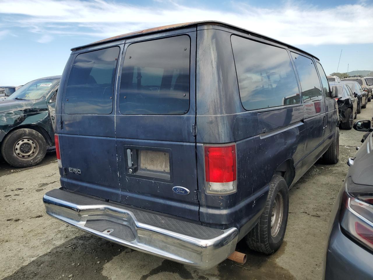 1FMRE11L4XHA30231 1999 Ford Econoline E150 Wagon