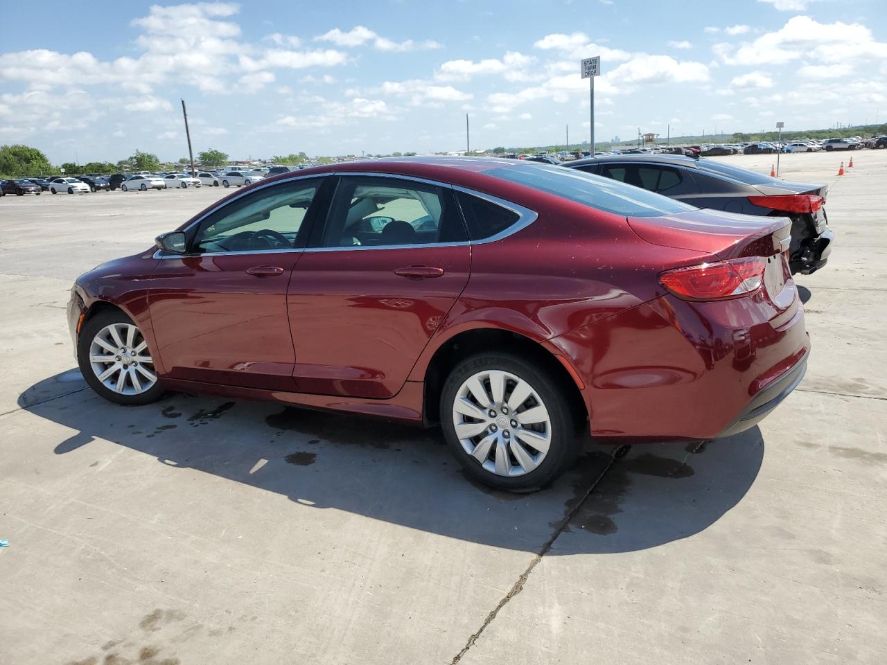 2015 Chrysler 200 Lx vin: 1C3CCCFB8FN560685