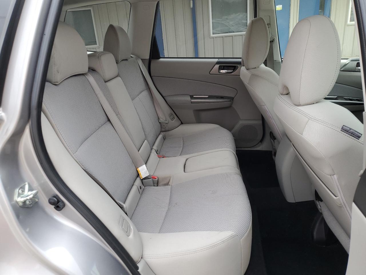 JF2SHBDC1BH761613 2011 Subaru Forester 2.5X Premium