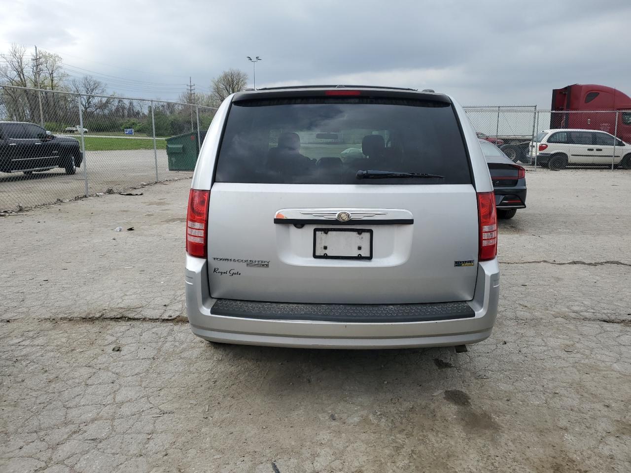 2A8HR44H58R123979 2008 Chrysler Town & Country Lx