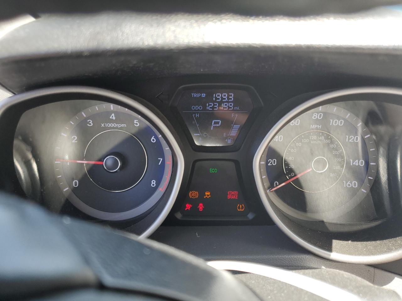 KMHDH4AE3DU521185 2013 Hyundai Elantra Gls