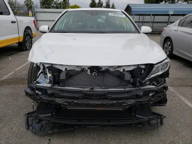 VIN 4T1C11AK2PU096101 2023 Toyota Camry, LE no.5