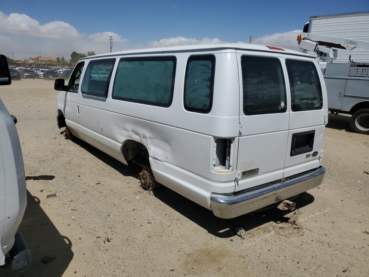 1FBSS3BL4BDB24753 2011 Ford Econoline E350 Super Duty Wagon