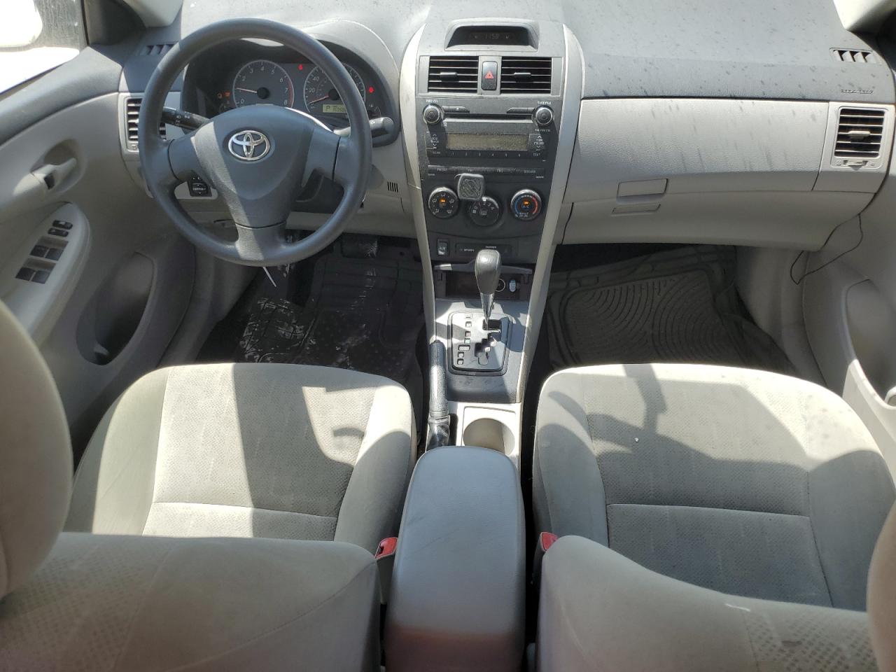 2T1BU4EE0CC882032 2012 Toyota Corolla Base