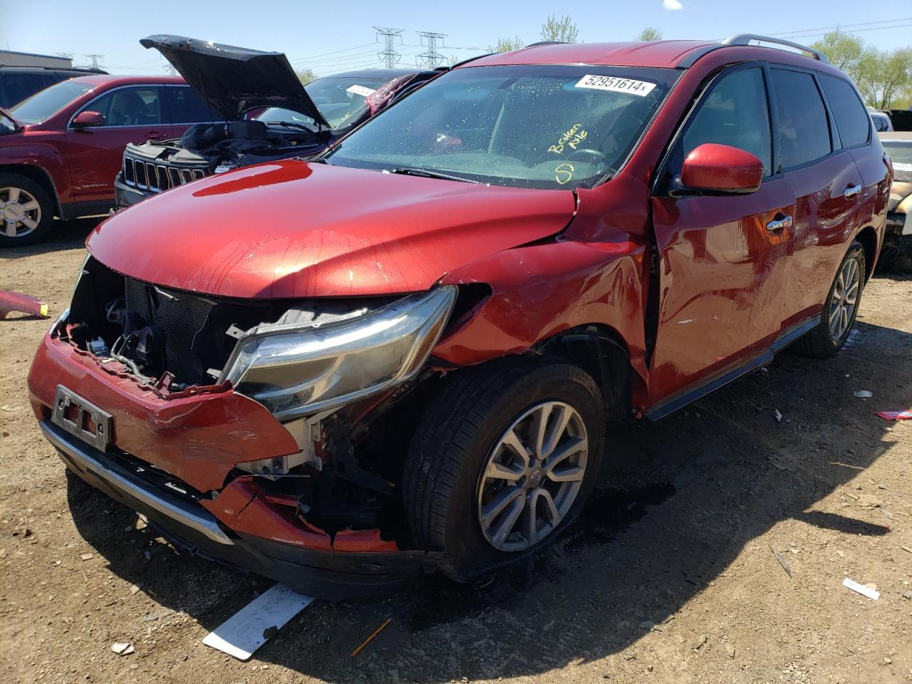  Salvage Nissan Pathfinder