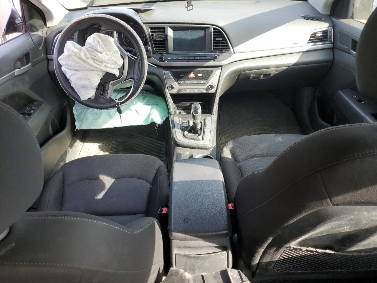 KMHD84LFXHU208484 2017 Hyundai Elantra Se