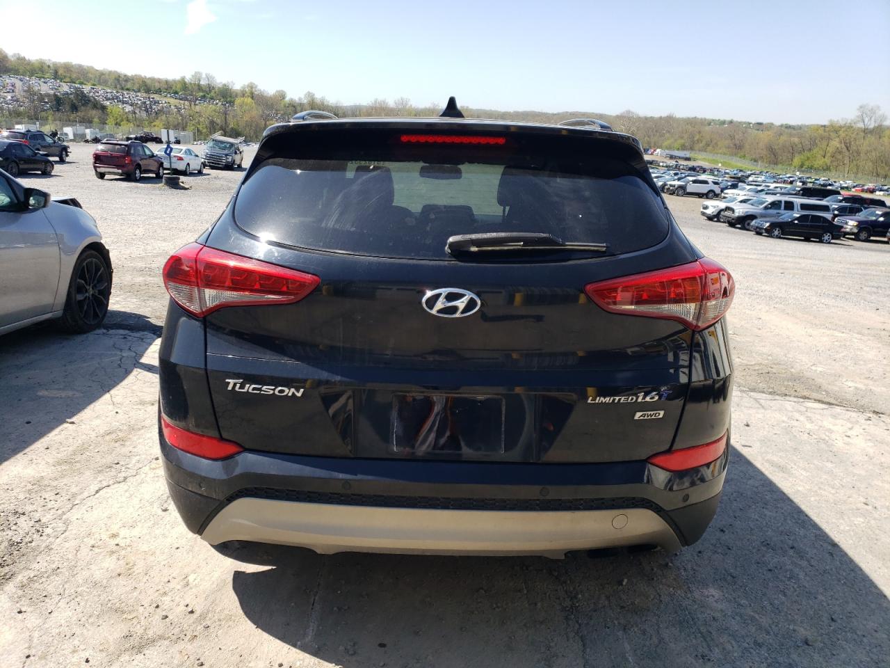 KM8J3CA29GU030562 2016 Hyundai Tucson Limited