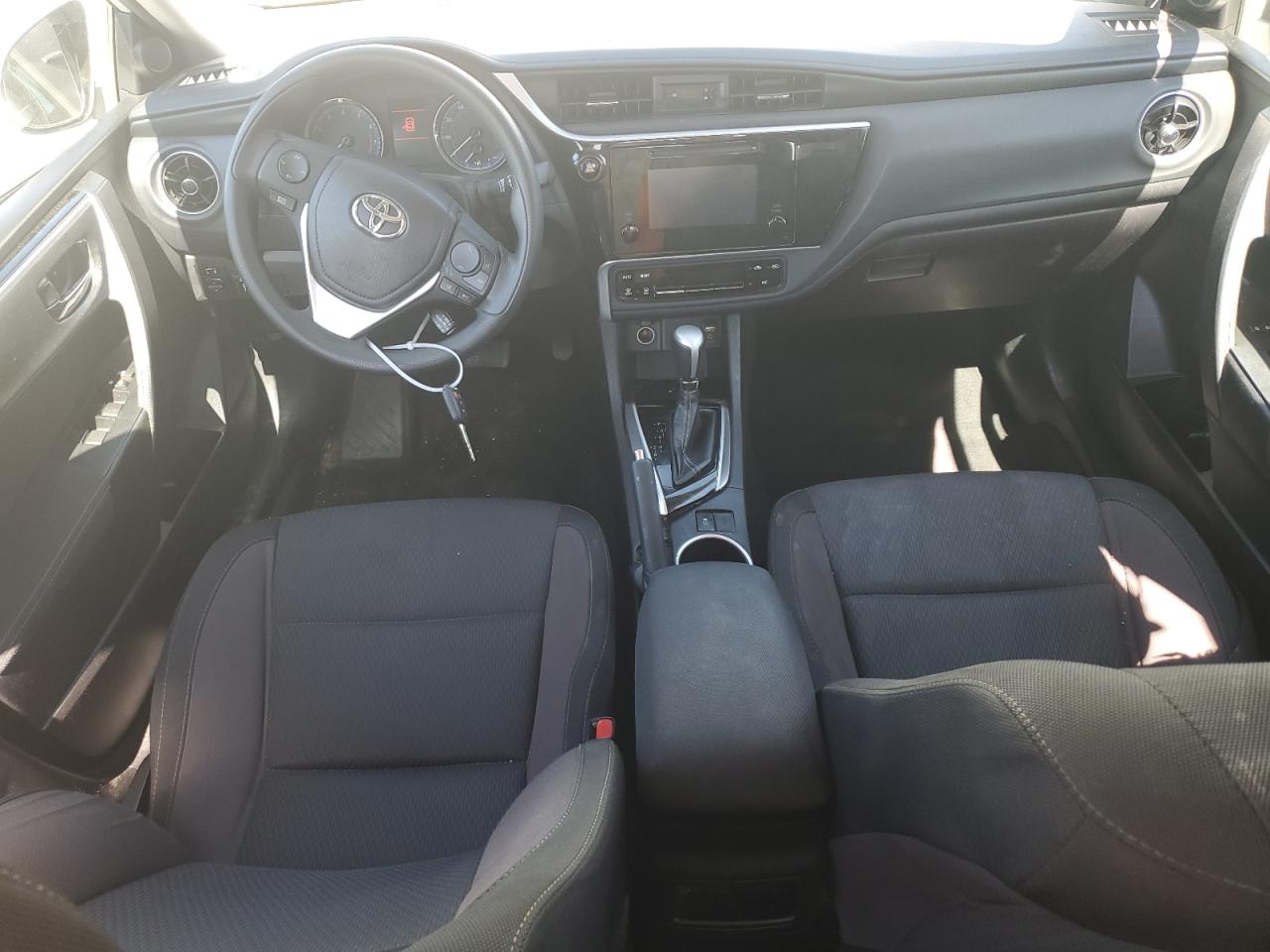 5YFBURHE8JP766731 2018 Toyota Corolla L