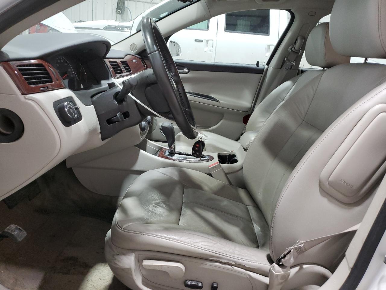 2G1WC5EM4A1142229 2010 Chevrolet Impala Ltz