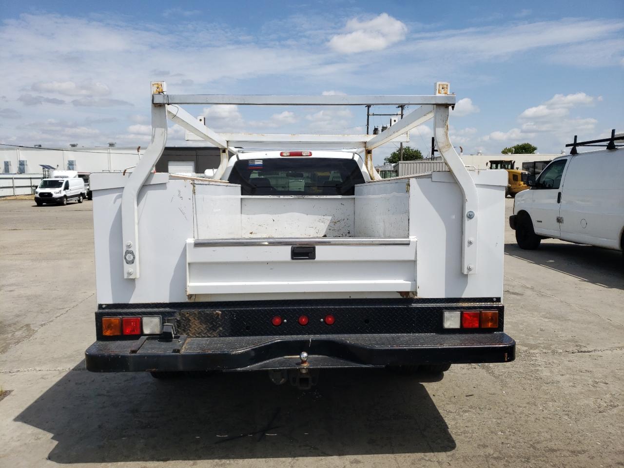 1GCJC39G84E384647 2004 Chevrolet Silverado C3500