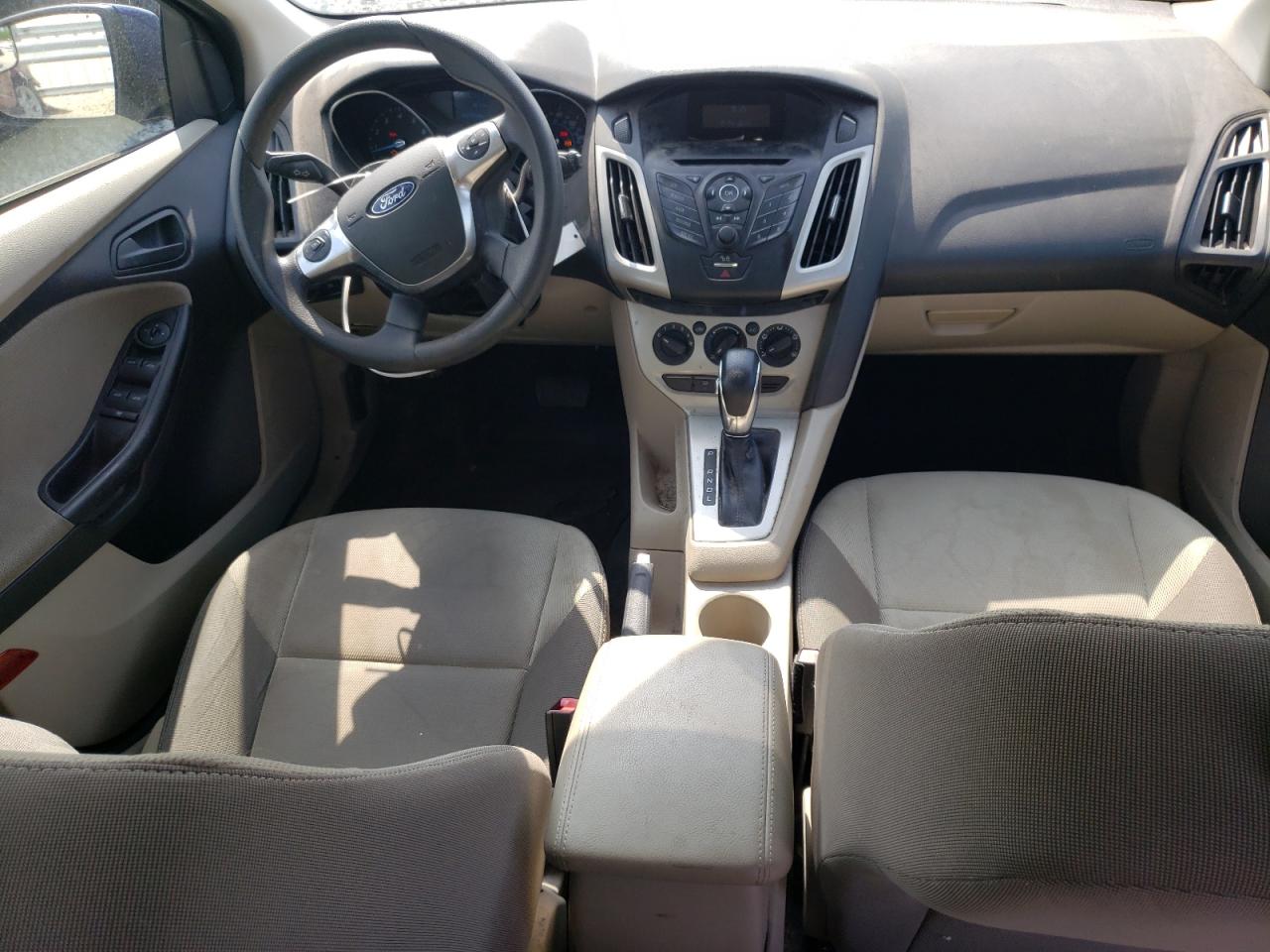 1FAHP3K26CL213817 2012 Ford Focus Se