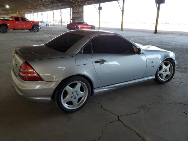 1999 Mercedes-Benz Slk 230 Kompressor VIN: WDBKK47F0XF122609 Lot: 52232164