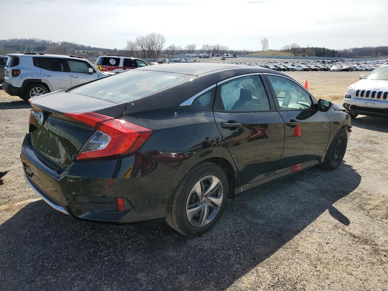 2HGFC2F60KH569326 2019 Honda Civic Lx