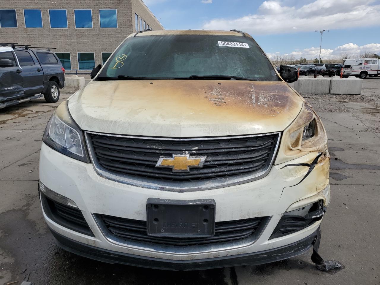 2017 Chevrolet Traverse Ls vin: 1GNKRFED2HJ272009