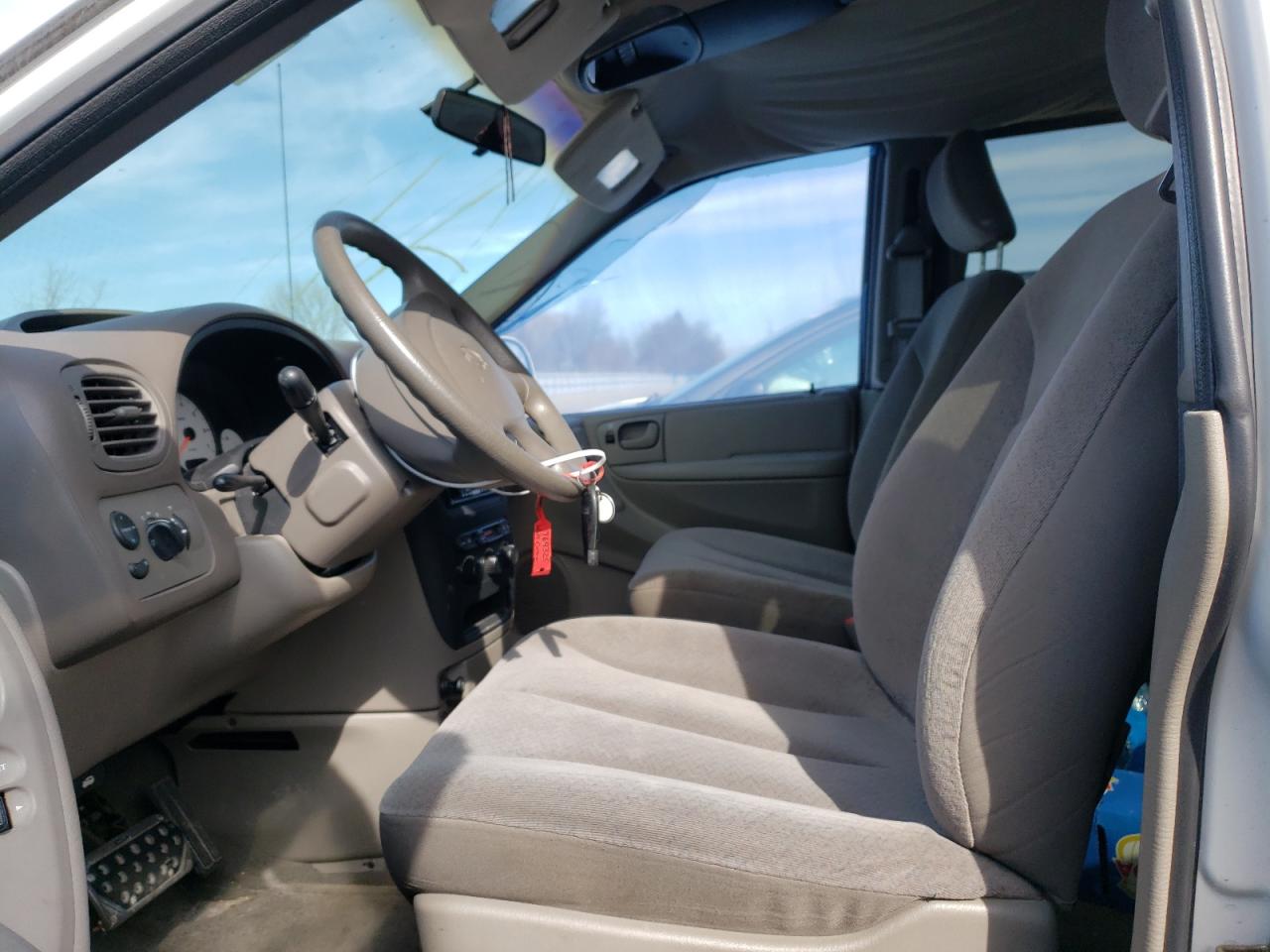 2B4GP44R22R769325 2002 Dodge Grand Caravan Sport