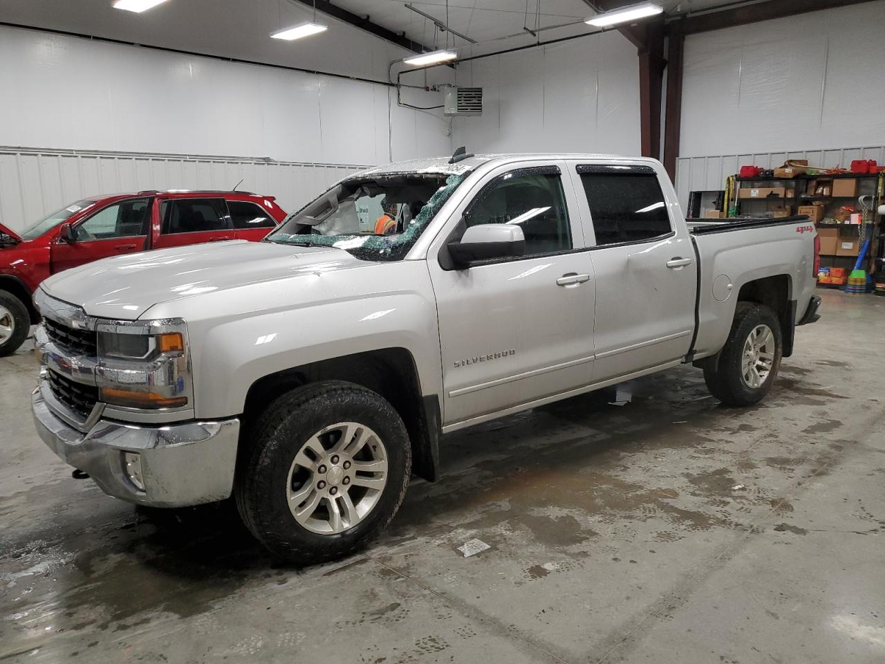 2018 Chevrolet Silverado K1500 Lt vin: 3GCUKREC2JG561882